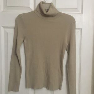 Women's turtleneck sweater